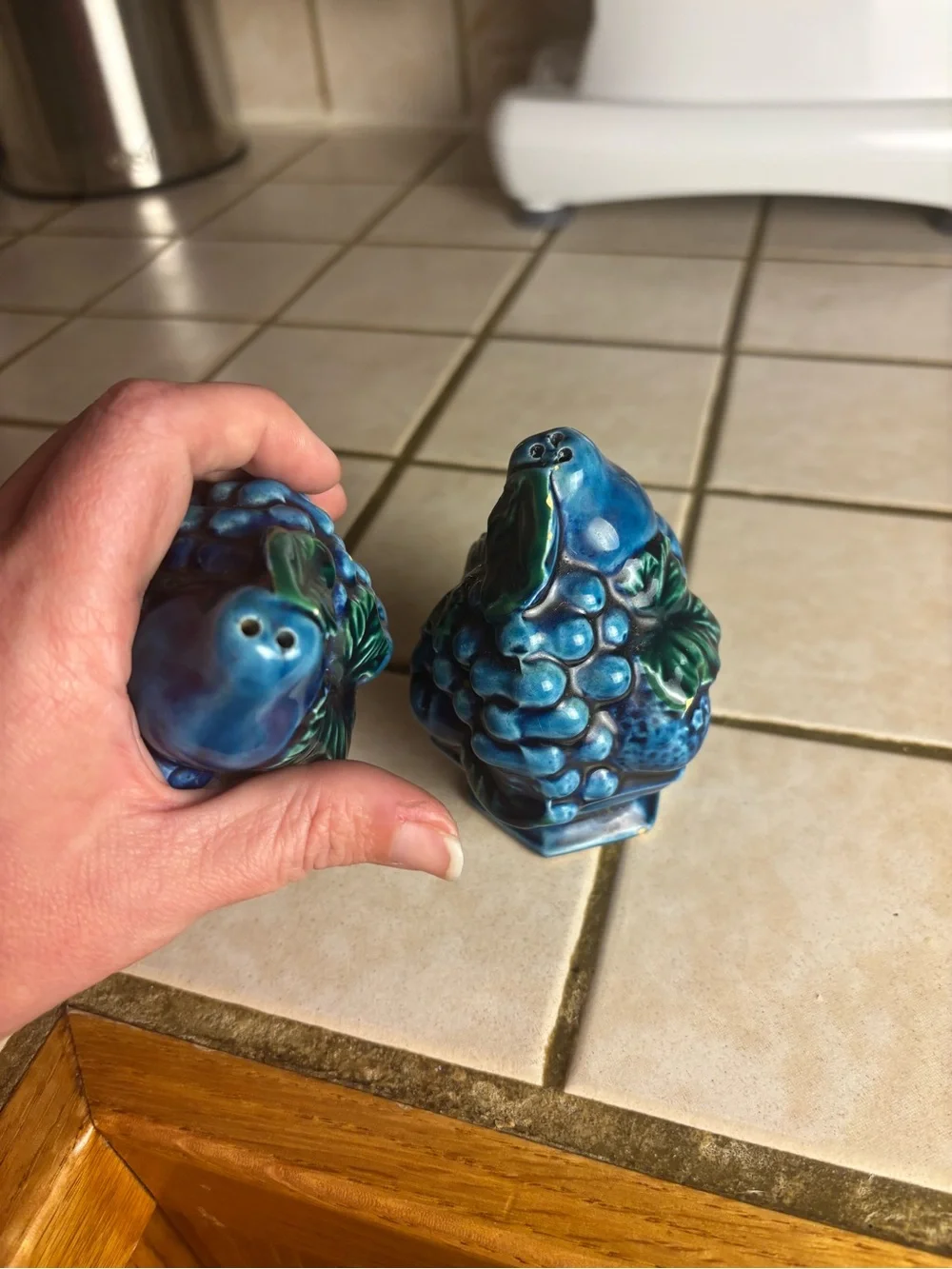 Vintage Inarco Blue Mood Indigo Salt & Pepper Shakers Blue Fruit Japan MCM 1960s